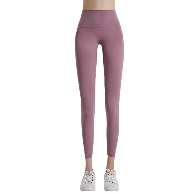 Custom yoga pants with back pockets