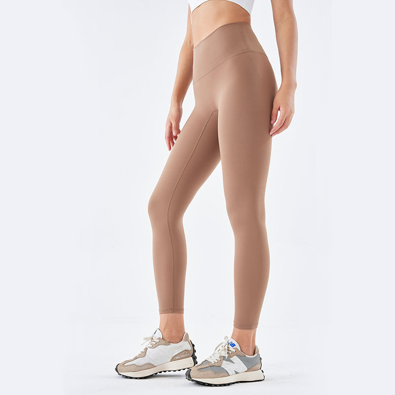 Custom yoga pants with back pockets