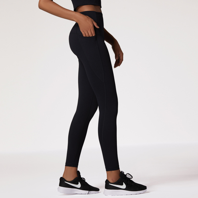 Custom Women's Outdoor Sports Leggings with Side Pockets & Peach Booty Lifting